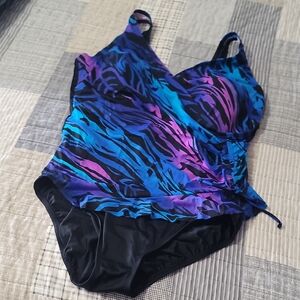Great Lengths 1-piece Sz 18 Swimsuit